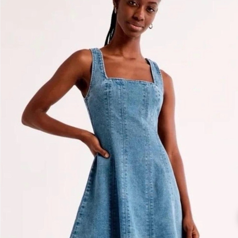 A&F Mila Squareneck Denim Mini Dress - Medium Wash